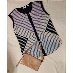 NEW YORK & COMPANY Top